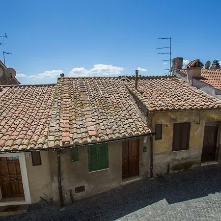 La Finestra Sul Borgo Apartment